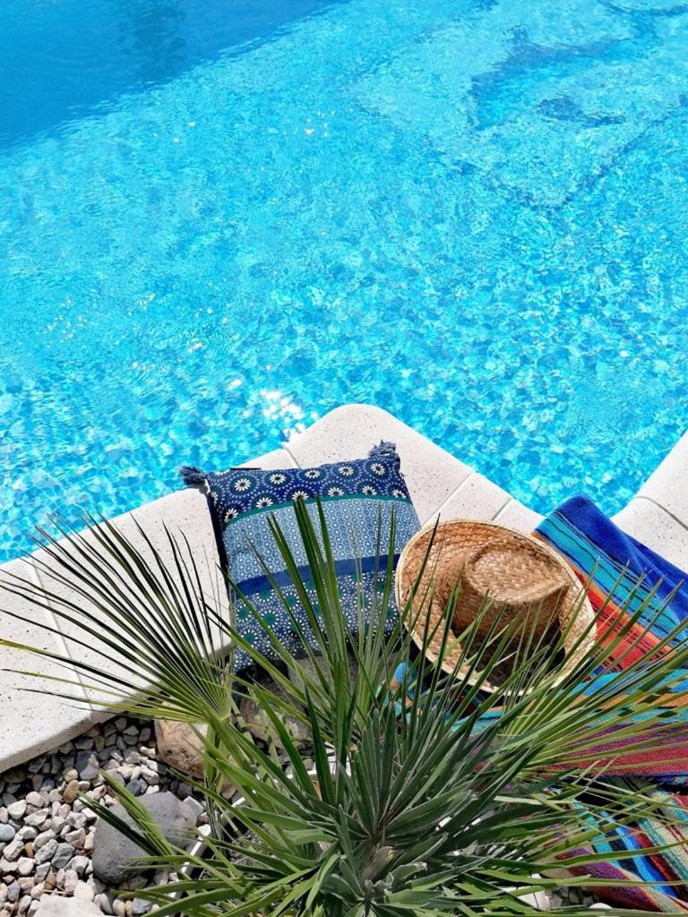 La Cayrade Villa Uzer  Ngoại thất bức ảnh